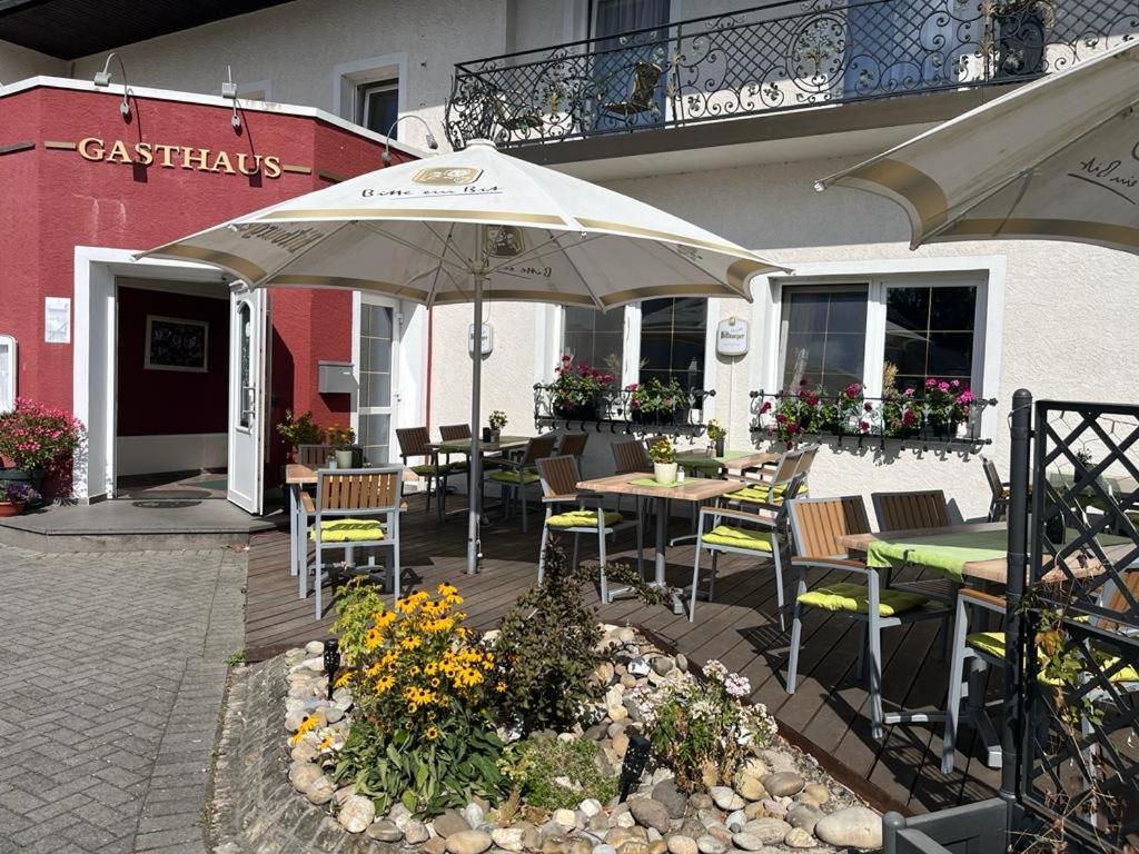 Gasthaus "Zur Alten Dorfschmiede" Metterich エクステリア 写真